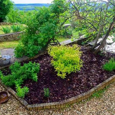 4* Vue Sur La Colline De Vezelay Villa Saint-Pere  Exterior photo